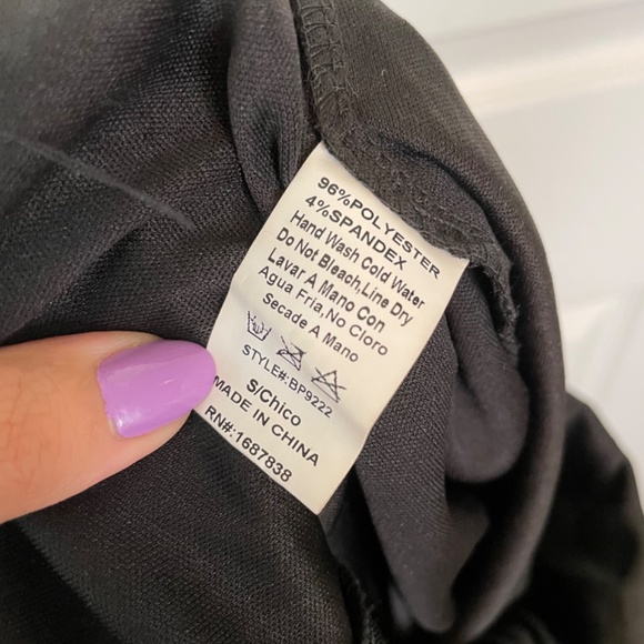 Women’s Fashion Nova  Black Jumpsuit- Great Condition! 16" bust 33 inseam - Picture 4 of 6